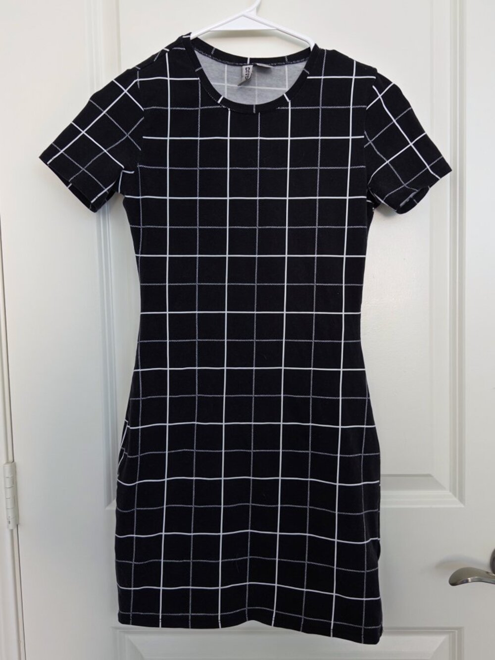 H&M Divided Black and White Grid Bodycon Dress
